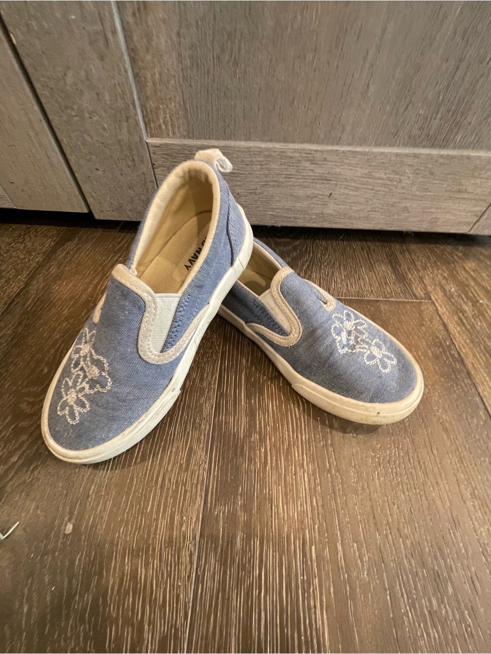 Old Navy Blue Slip-On Moccasins with White Floral Embroidery